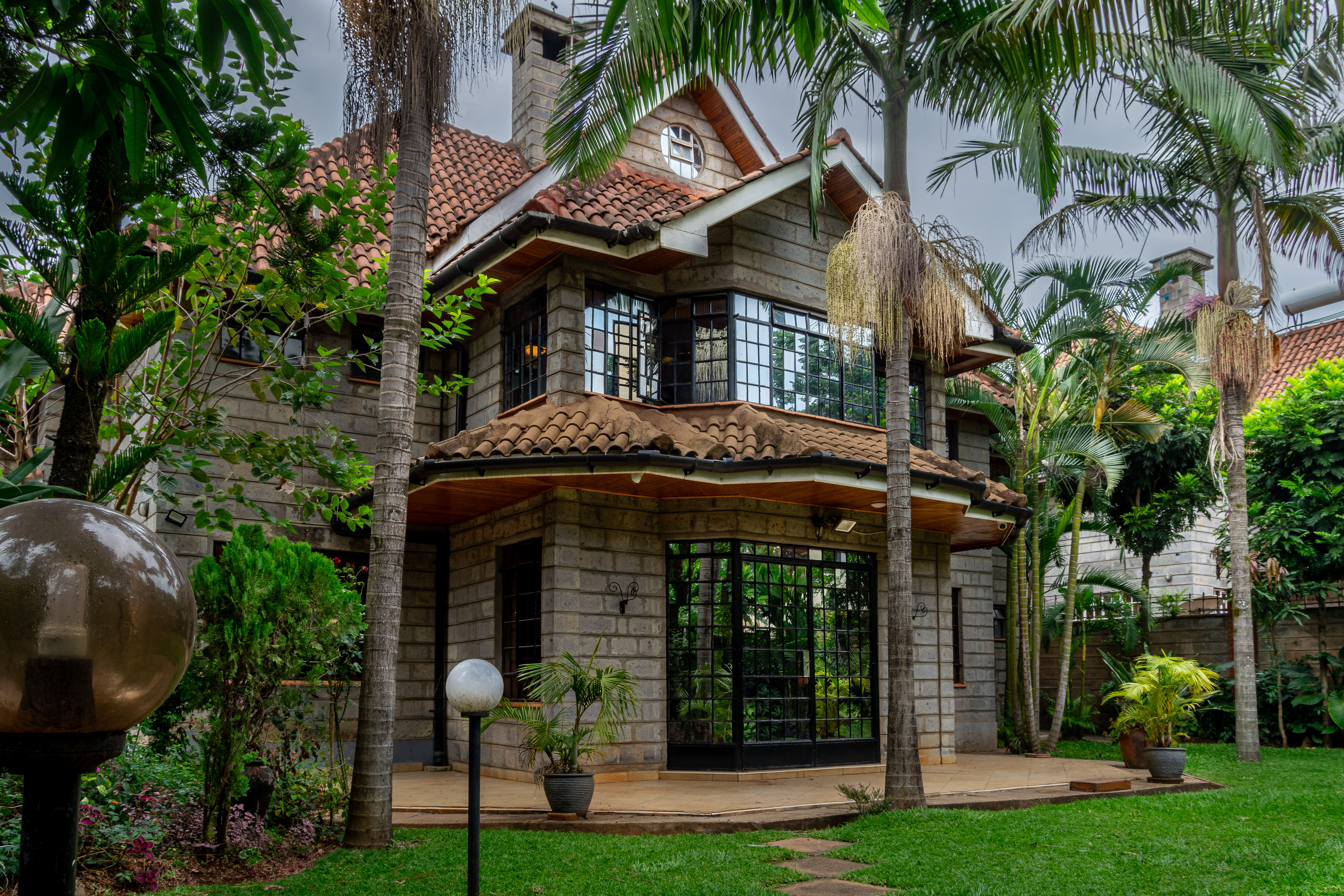 Lavington — houses for sale and to rent