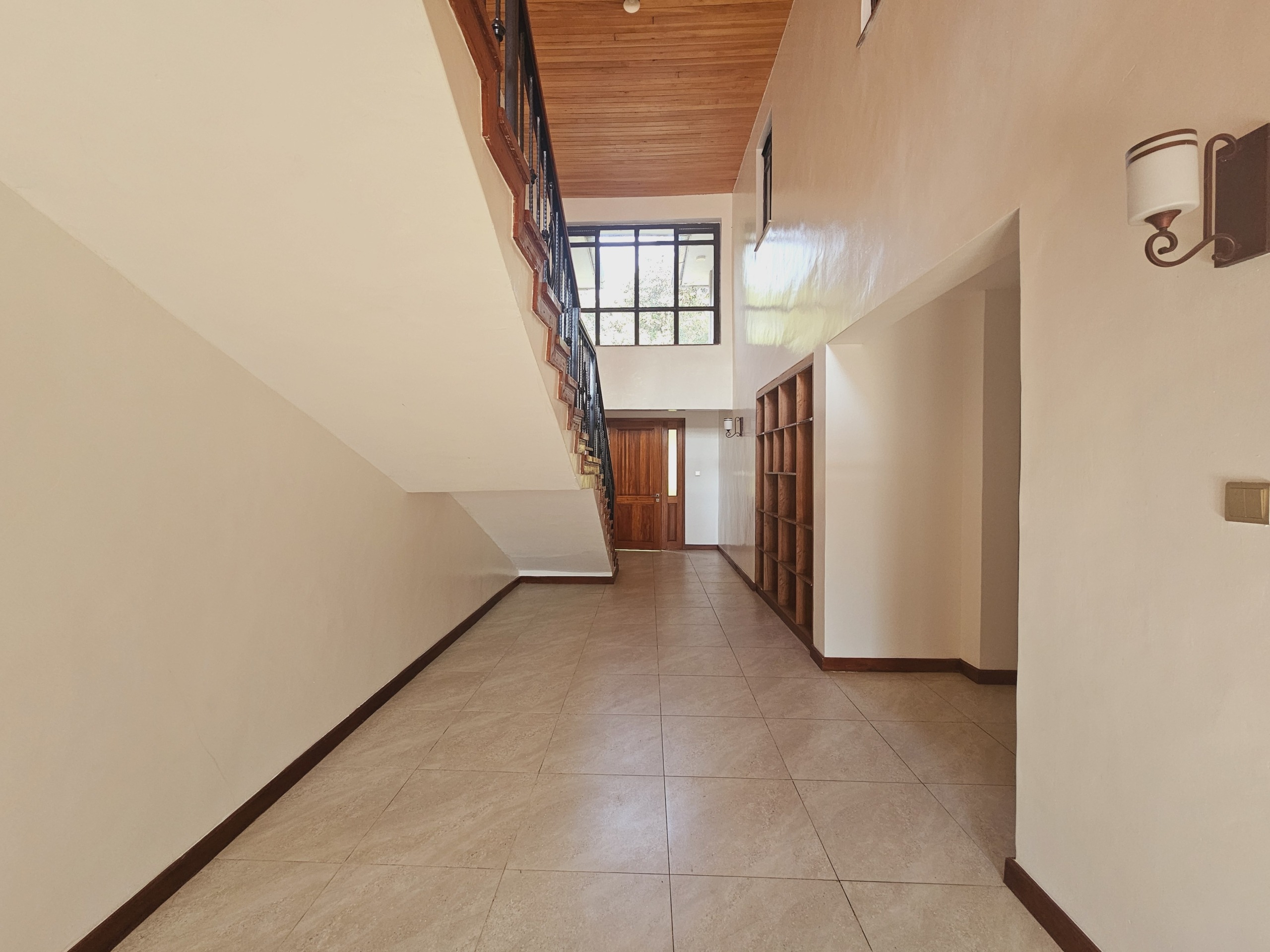 Windy Ridge, Five Bedroom Home in Karen