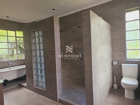 42 Ndege Road Four Bedroom For Sale