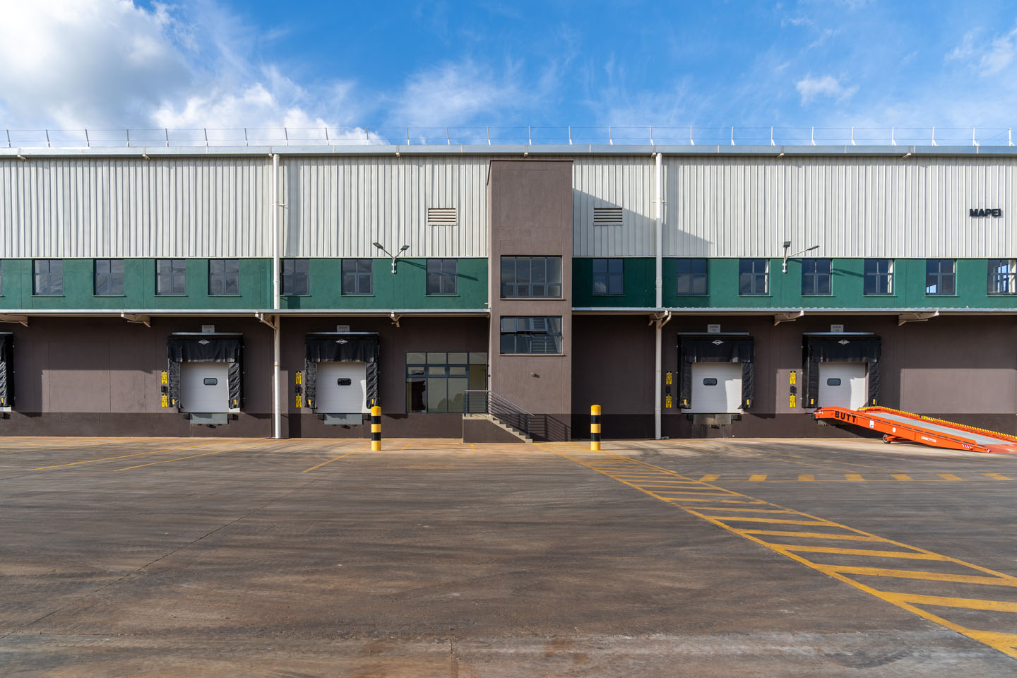 Premium Warehouse for Lease