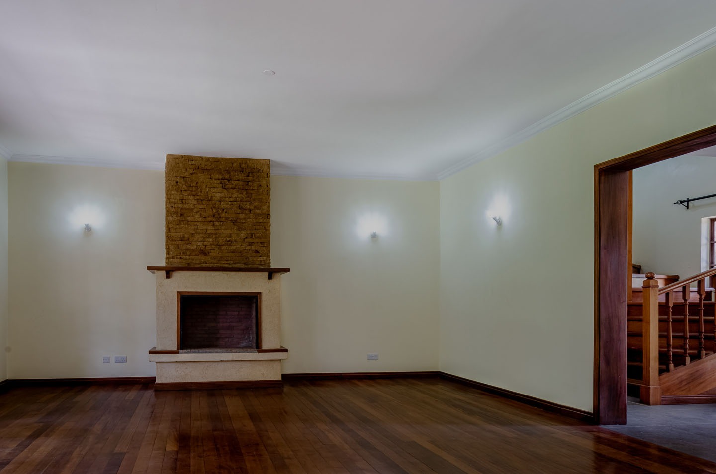 Stunning 5 bedroom House For Sale In Karen -4