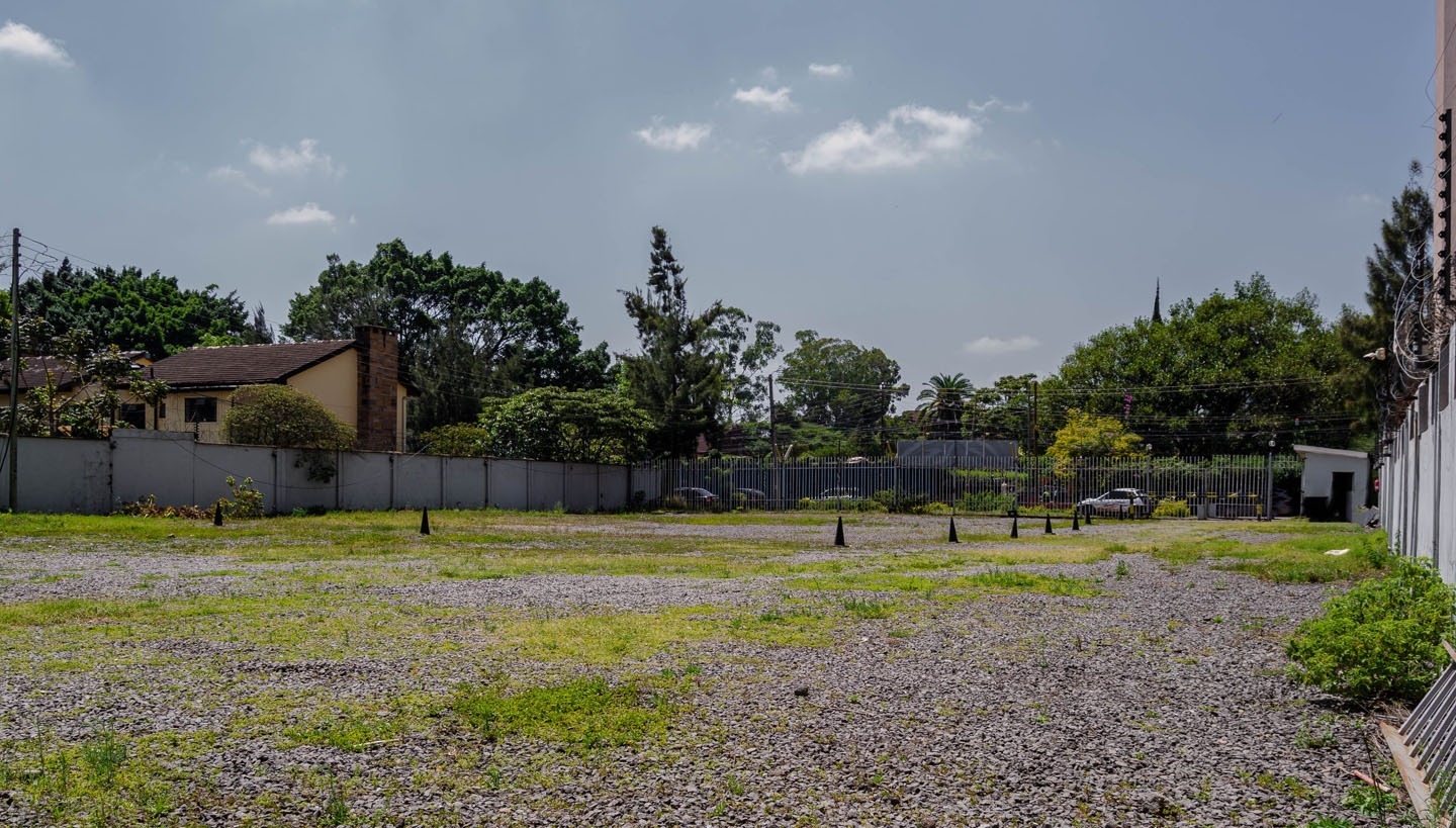 This prime 0.8-acre plot in Kilimani -4